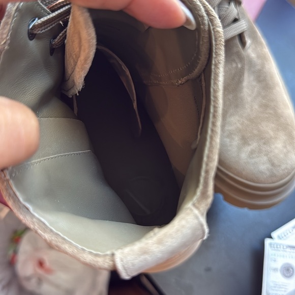 Vince Men's Taupe Lace-Up Boots - Picture 6 of 6